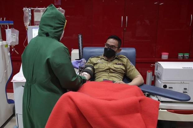 Sudah Melakukan Screening, Pegawai Pemkot Surabaya Mulai Donor Plasma Konvalesennya