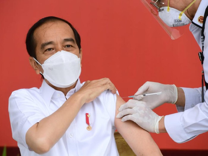Program Vaksinasi Covid-19, 'Setelah Jakarta, Vaksinasi Sasar Provinsi Lain' Ujar Presiden Jokowi