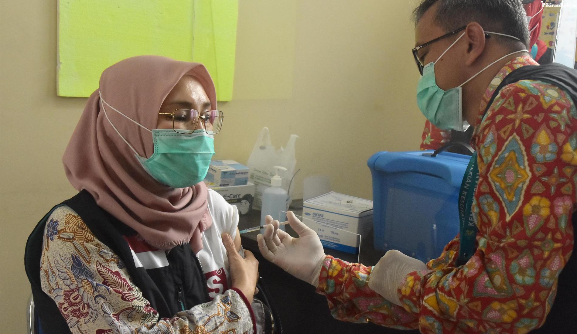 Program Vaksinasi Covid-19, Tahap Pertama di Kabupaten Bekasi Segera Rampung