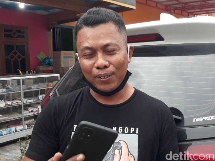 Ini Perekam Video Viral Aksi Borong Mobil di Kampung Miliarder Tuban