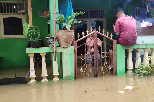 Hujan Mengguyur Wilayah DKI Jakarta, 2.321 Warga Cipinang Melayu Terdampak Banjir, 150 KK Mengungsi di Universitas Borobudur
