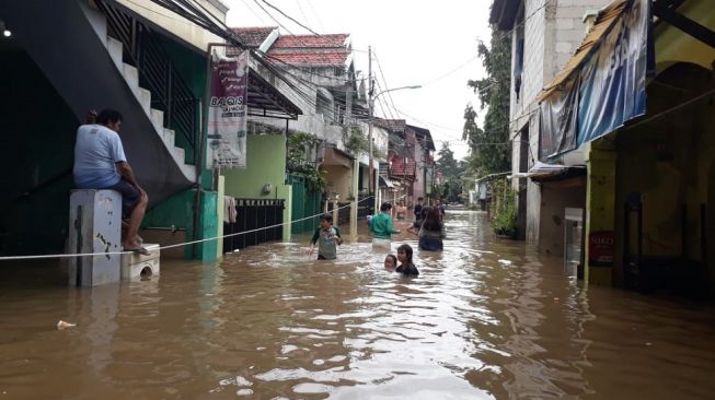 Cipinang Melayu Banjir Lagi, Ketinggian Air 3 Meter