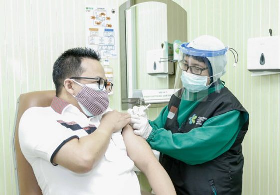 Dalam Rangka Mensukseskan Program Vaksinasi Covid-19 Tahap Kedua, Surabaya Tambah Fasilitas Pelayanan Vaksinasi