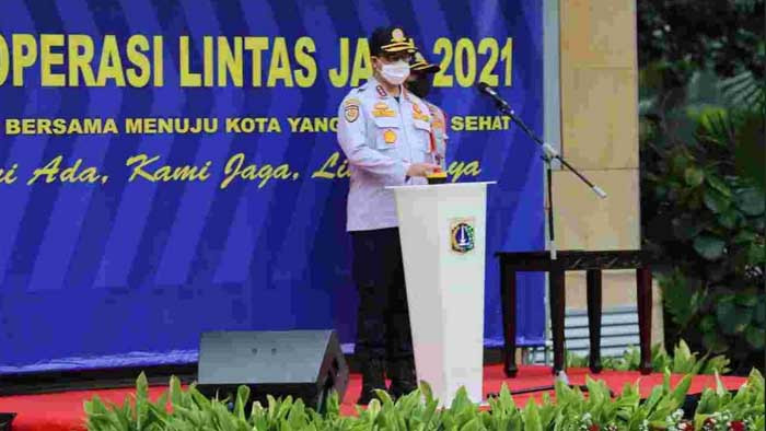 Gubernur DKI Jakarta Memimpin Apel Operasi Lintas Jaya 2021, 'Penting Wujudkan Jakarta Tertib Lalu Lintas'