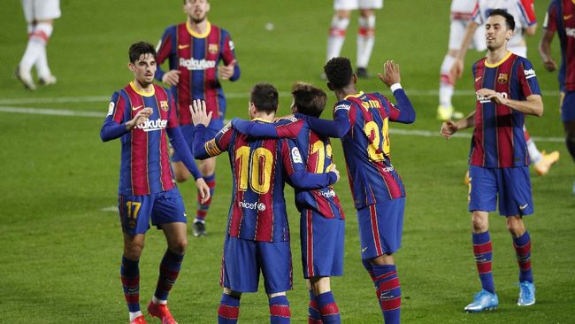 4 Striker Barcelona Kalah Tajam dari Suarez