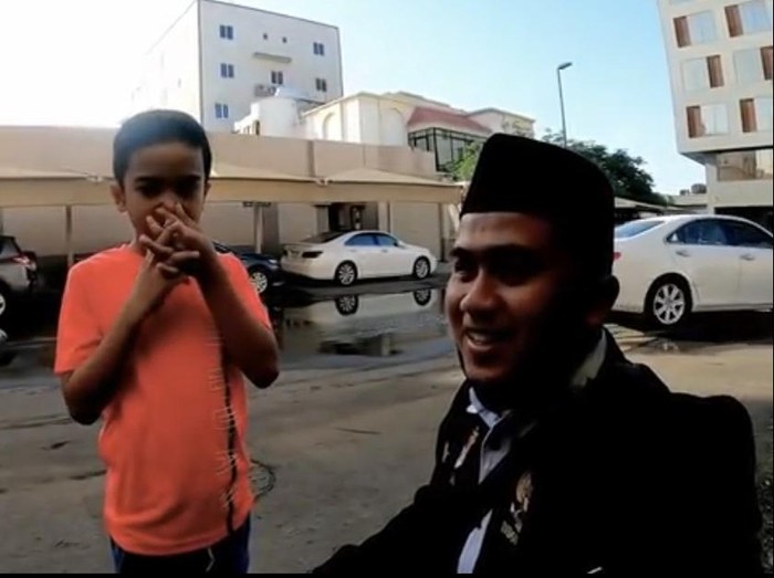 HEBOH ! Bocah Madura Dapat Warisan Apartemen dan Mobil Mewah di Arab Saudi