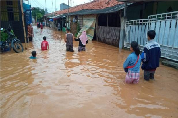 Sempat Menggenangi Tiga Desa di Kabupaten Cirebon, Banjir Setinggi 1,2 Meter Perlahan Surut