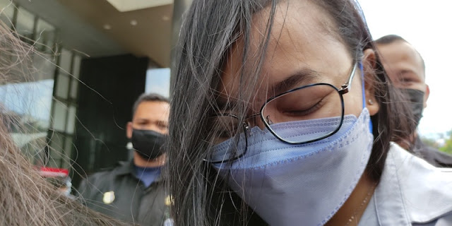 Diperiksa 2,5 Jam, Daning Saraswati Kembali Bungkam Pada Wartawan
