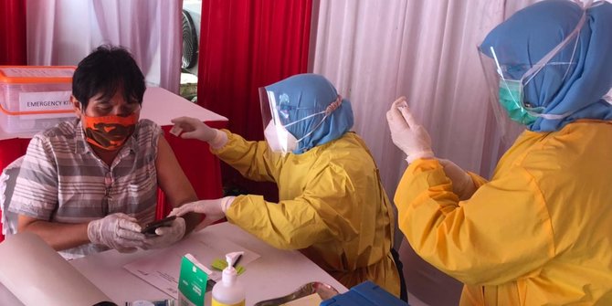 Program Vaksinasi Covid-19, Pria Bertato di Palembang Mengaku Takut Jarum Suntik