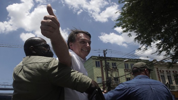Kematian Tinggi, Presiden Brasil Minta Warga Setop Mengeluh Soal Corona