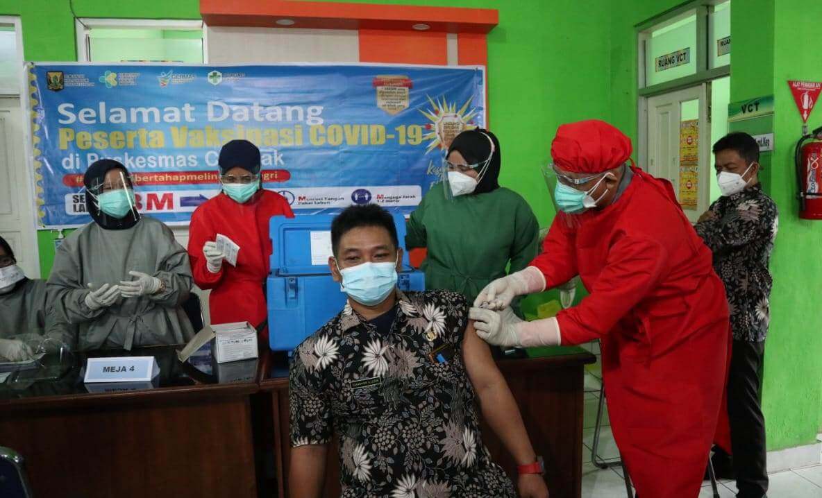 Vaksinasi Covid-19 di Kota Sukabumi Terus Digenjot, Sasar Guru dan Dosen