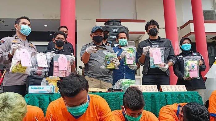 Bandar Narkoba di Surabaya 'Nyanyi', Mengaku Beri Japrem ke Oknum Polisi, Mabes Polri Turun Tangan