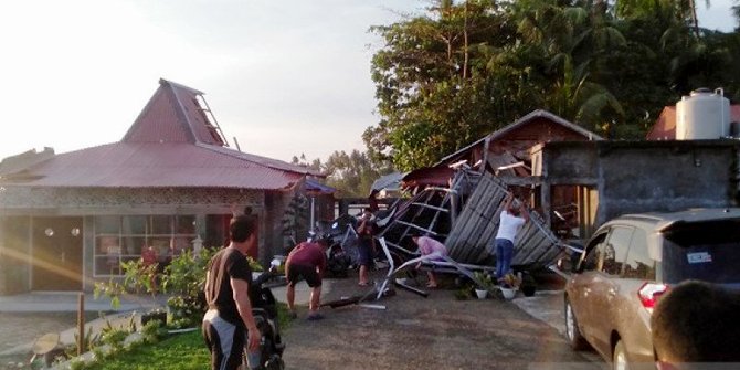 Puluhan Rumah di Kota Gunungsitoli Rusak Diterjang Puting Beliung