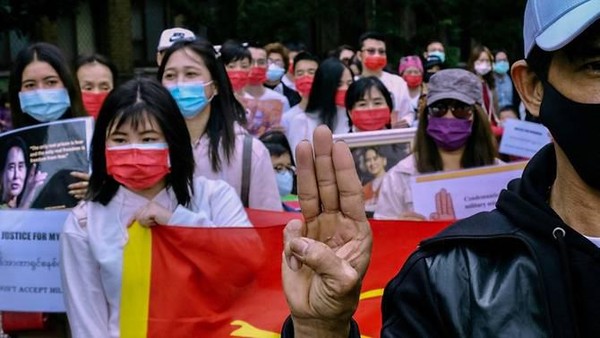 Pabrik China di Myanmar Dibakar, Taiwan Serukan Perusahaannya Kibar Bendera