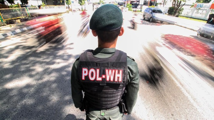 Nongkrong Pakai Baju Ketat, 19 Wanita di Banda Aceh Diamankan Polisi Syariat