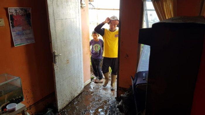 Kondisi Terkini Rumah Terdampak Longsor di Kecamatan Parongpong KBB, Tembok Bolong hingga Lantai Penuh Lumpur  