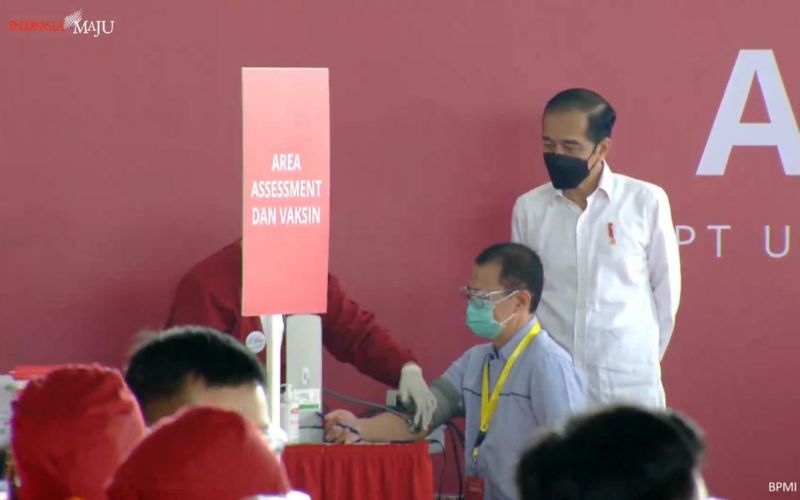 Presiden Jokowi Apresiasi Vaksinasi Gotong Royong