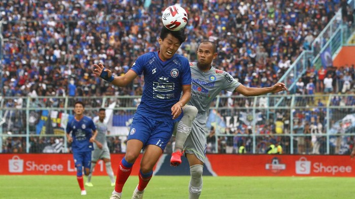 Feby Eka Putra Resmi Menjadi Pemain Arema FC