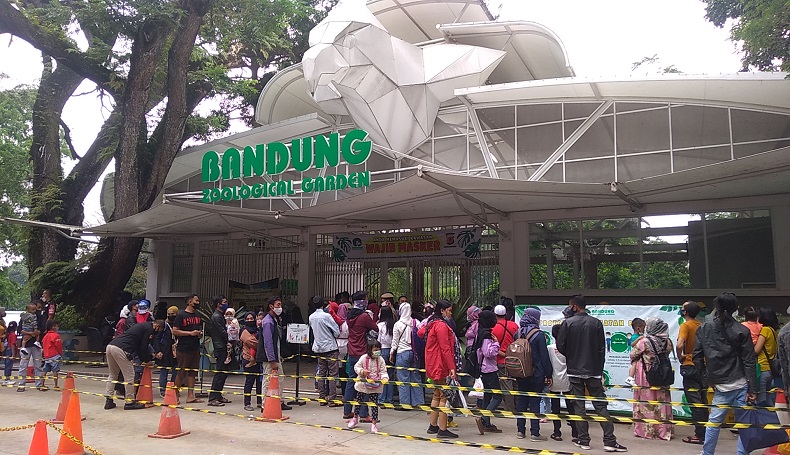Menyusul Naiknya Kasus Covid-19, Tempat Wisata dan Hiburan di Bandung Ditutup 2 Pekan