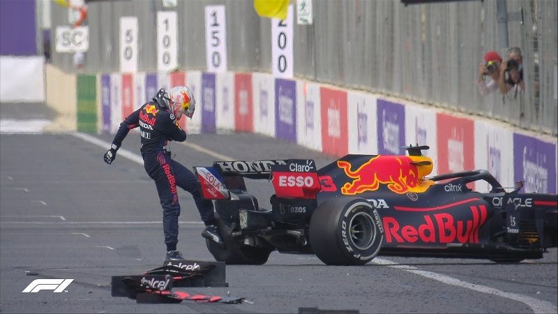 Pebalap Red Bull Racing Max Vestappen Tak Puas dengan Penjelasan Pirelli Soal Pecah Ban di Baku