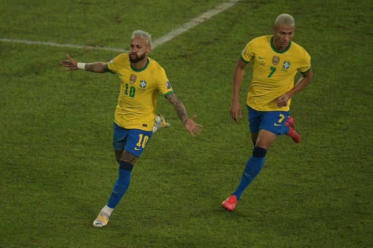 Brasil Pesta Gol Ke Gawang Peru, Pemain Liverpool Hampir Ikut Sumbang Goal 
