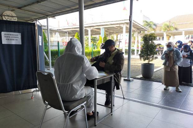 Rapid Tes Antigen di Stasiun Bogor, 'Setuju Saja, Apalagi Jakarta Zona Merah' Ujar  Penumpang
