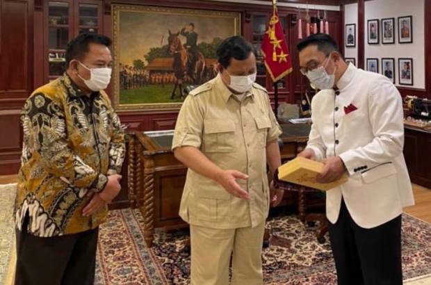 Bertemu Dengan Prabowo Subianto, Gubernur Ridwan Kamil Jalin Kedekatan dengan Petinggi Partai