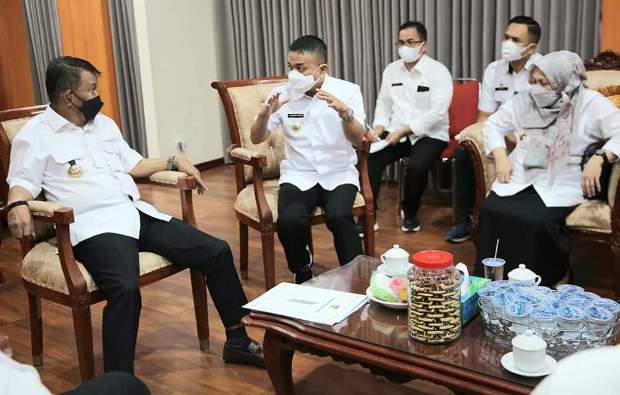 Wali Kota Palu Melakukan Pertemuan Dengan Gubernur Sulteng, Bahas Sejumlah Hal Penting 