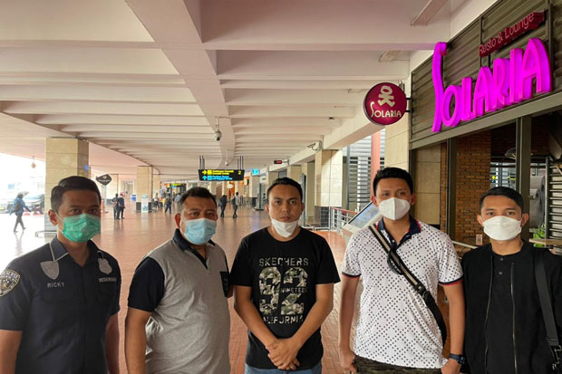 Menganiaya dan Merusak Truk Kontainer, Pengemudi Pajero Diringkus di Bandara Soekarno Hatta