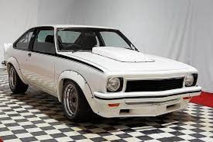 Pecah Rekor, Mobil Holden Lansiran 1977 Terjual Dengan Harga Fantastis