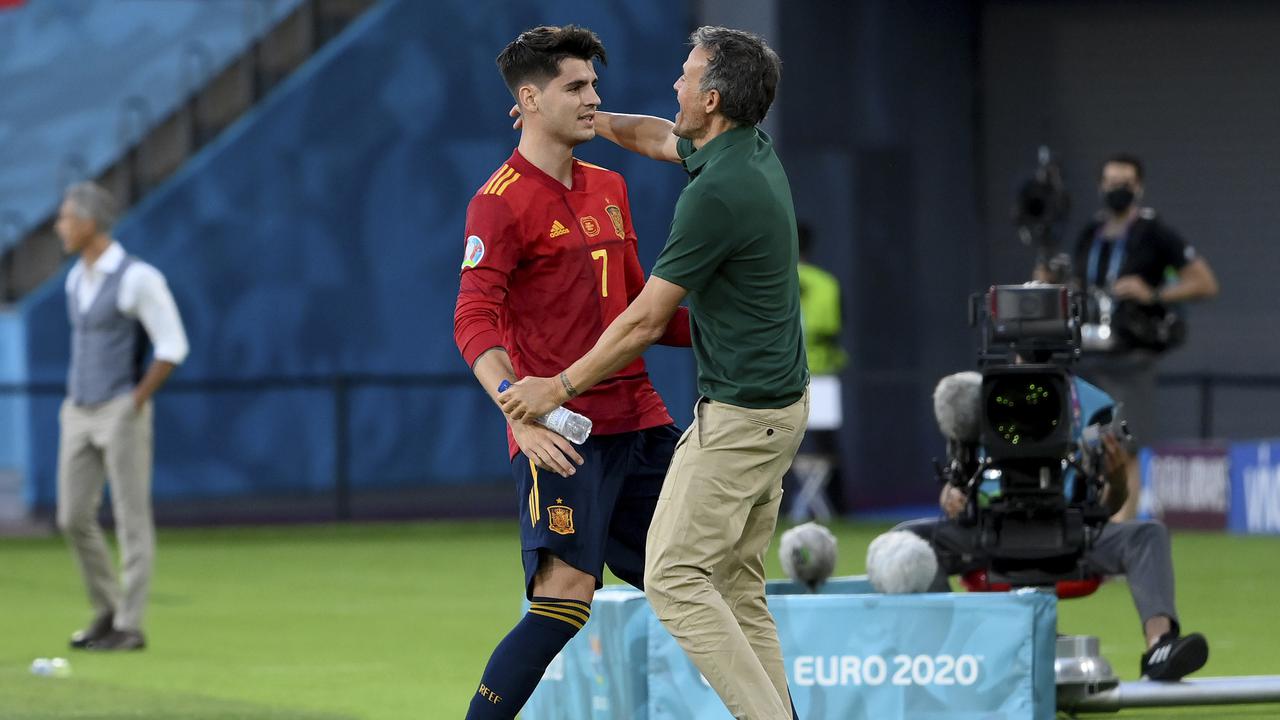 Euro 2020 / 2021 Spanyol vs Italia : Kenangan Hidung Berdarah Enrique Disikut Tassotti