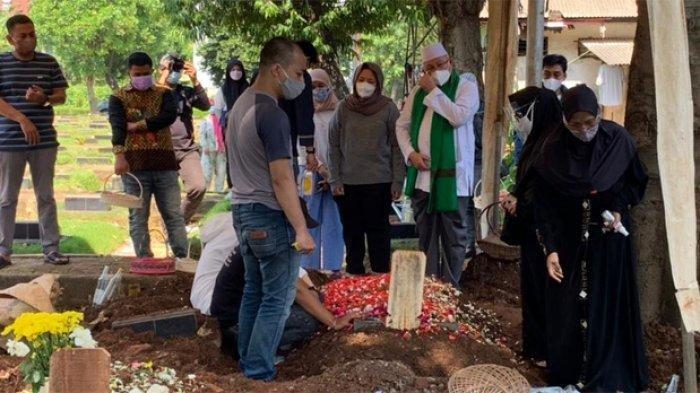 Pemakaman Jane Shalimar Hanya Dihadiri Keluarga dan Kerabat Dekat 
