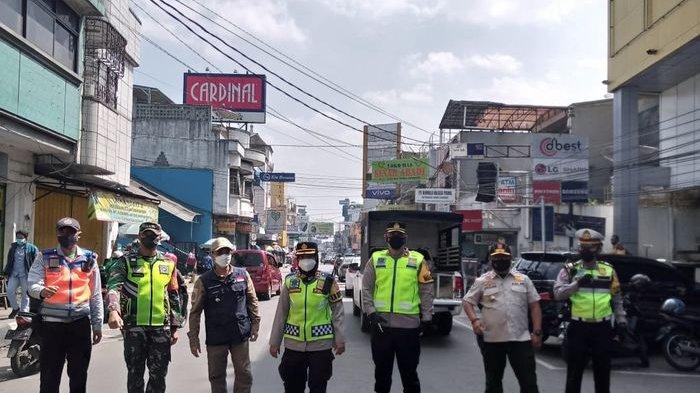 Masuk Kota Sukabumi Diperketat, Petugas Gabungan Jaga 8 Titik Lokasi Penyekatan PPKM Darurat 