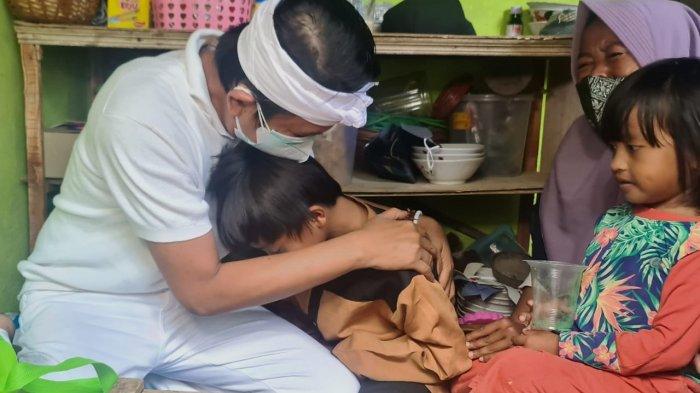 Cerita Dedi Mulyadi Ketemu Bocah Penjual Cilor Keliling di Sukabumi untuk Bantu Kakaknya yang Lumpuh