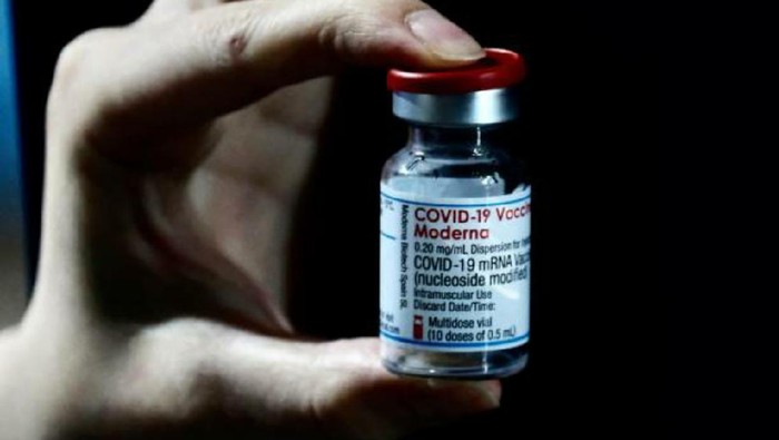 Pandu Riono dkk Buat Petisi Tolak Vaksin Mandiri 