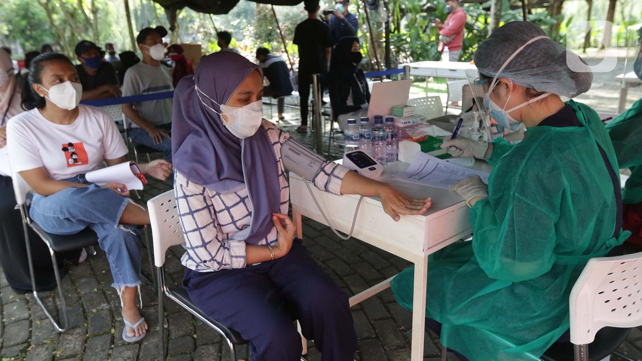Vaksinasi dalam Situasi Pandemi Harus Gratis