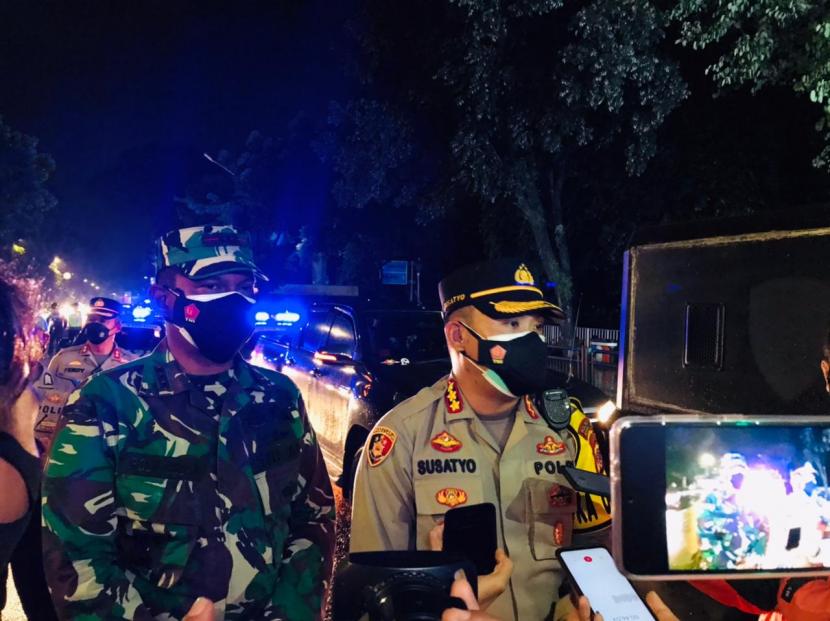 Polresta Bogor dan Kodam 0606 Membagikan Ribuan Paket Sembako