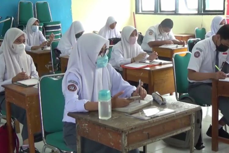 Pemerintah Siapkan Simulasi Jelang Sekolah Tatap Muka di Daerah PPKM Level 4 