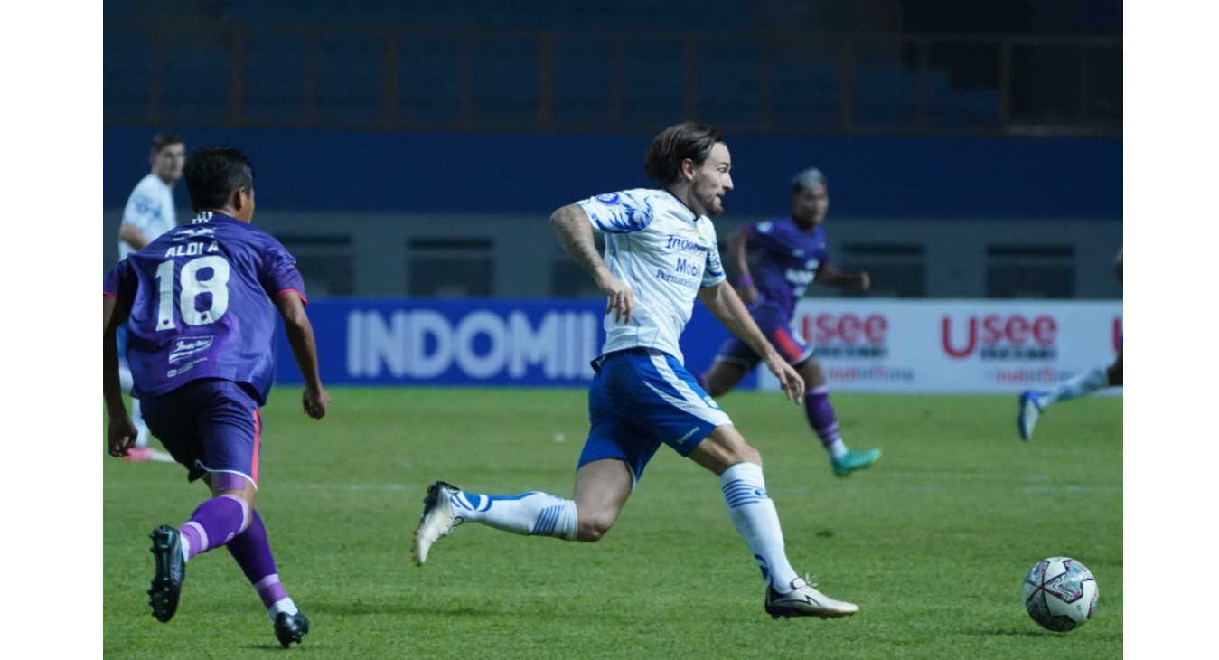 H-3 Laga Persib Melawan Bali United, Ini yang Dilakukan Robert Alberts Agar Maung ke Puncak Klasemen  