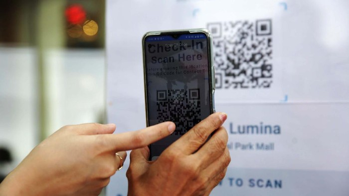 Viral Satpol PP Minta Minimarket di Bekasi Pasang Barcode PeduliLindungi