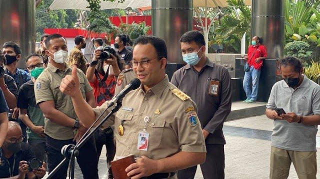 Kualitas Anies Beda dengan Pembantu Jokowi, Refly Harun: Mereka Cepat Marah dan Lapor Polisi