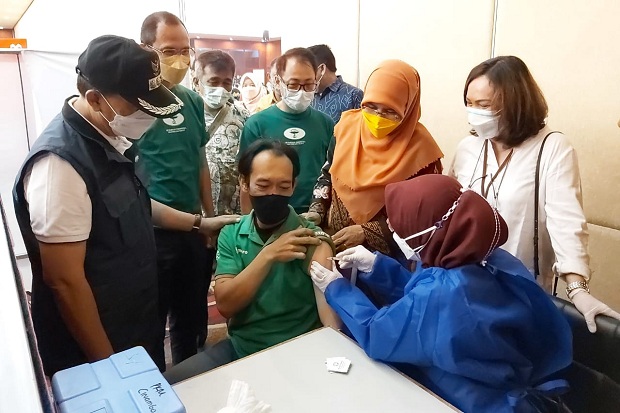 Target Selesai Akhir Tahun, Dinkes Kota Bandung Minta Warga Mau Divaksin COVID-19