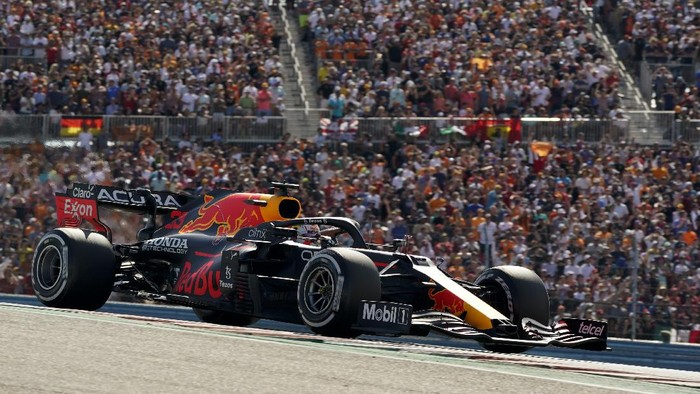 Max Verstappen Tahan Gempuran Hamilton untuk Juara di GP AS