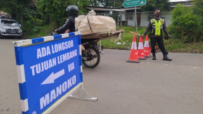 Jalan Kolonel Masturi Bisa Kembali Dilewati Wisatawan yang akan Menuju ke Lembang