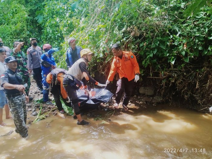 Fauzan Akhirnya Ditemukan Tak Bernyawa di Sungai Cimalaka