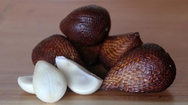 Jangan Membuang Biji Salak Bisa Jadi Obat Alami Atasi Asam Urat