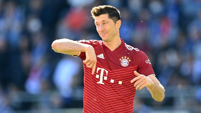 Dapat Kritik Oliver Kahn, Robert Lewandowski Tidak Gentar : ''Bayern Muenchen Tidak Bisa Menahan Saya Pergi! ''