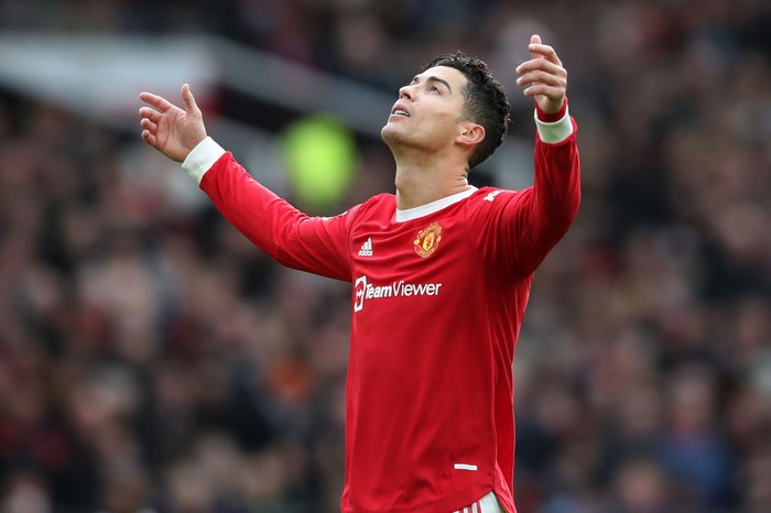 Bursa Transfer Pemain : Cristiano Ronaldo Akan Bertahan di Manchester United ??
