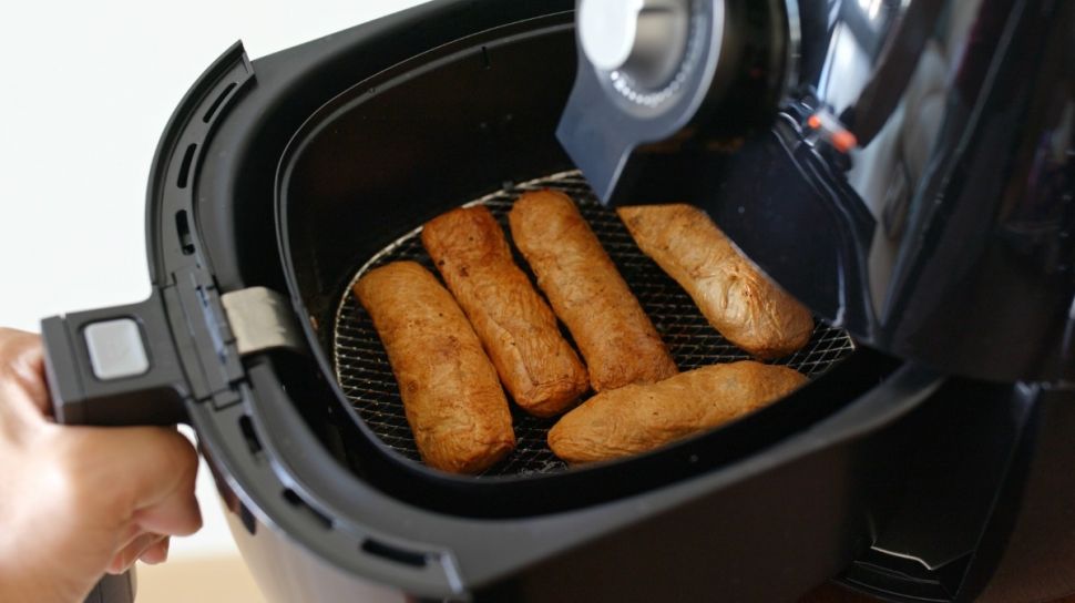 Memasak Gunakan Air Fryer Memang Lebih Sehat, Tapi Ternyata Ada Efek Sampingnya Juga ! 