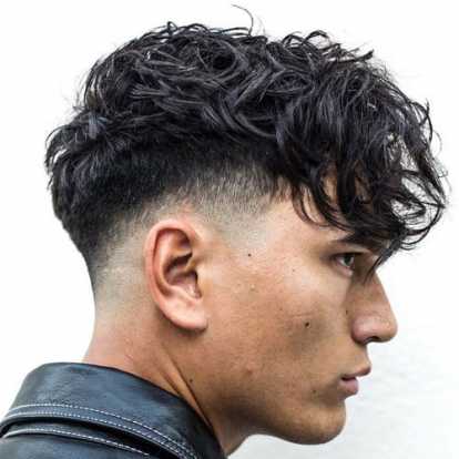 REKOMENDASI Haircut Untuk Pria Yang Memiliki Rambut Dengan Tipe Ikal atau Keriting 
